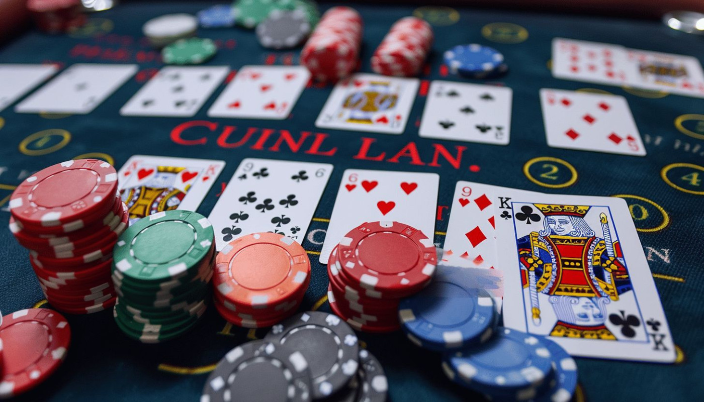Les meilleures applications de poker mobile pour s'entraîner sans risque
